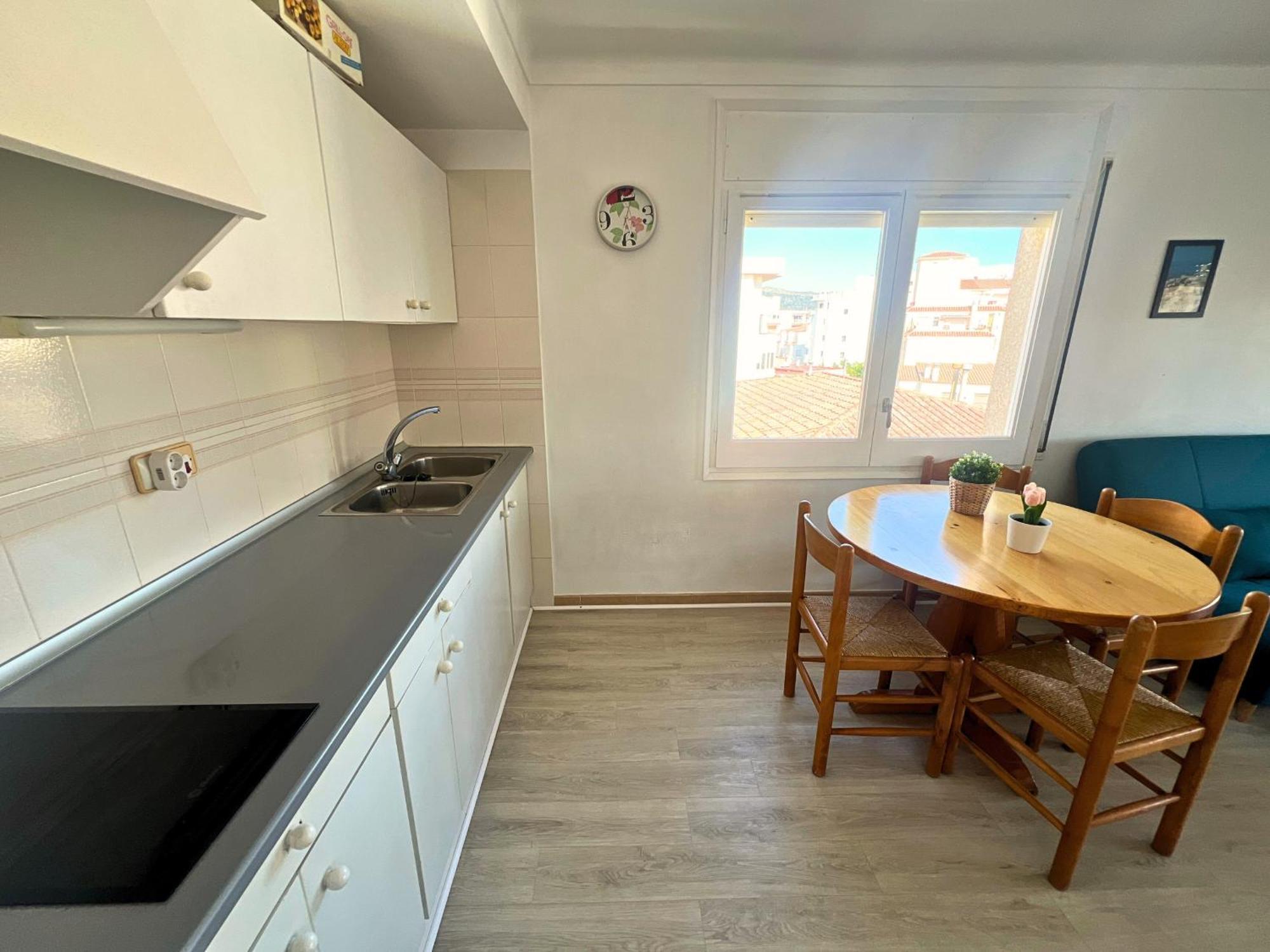 Delta 4º1ª Appartement Roses